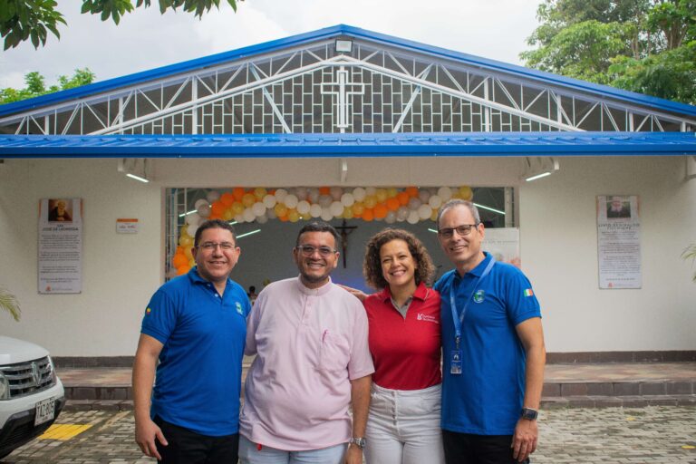 Proyecto social: Renovación del Salón Parroquial San José de Leonessa en Cartagena (Colombia)
